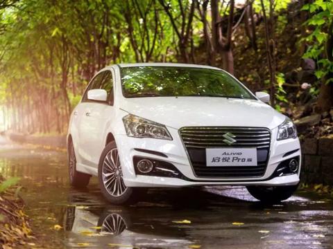 英雄，既是拯救“敞篷”飞机的他，也是照顾好家人出行的你我