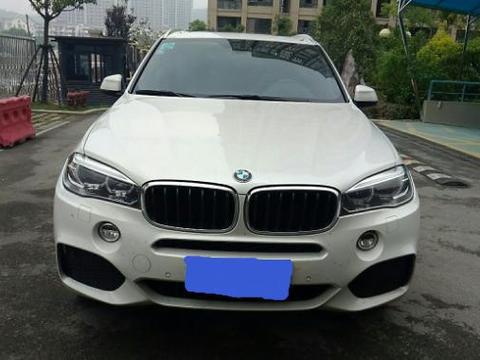 从朗逸换到宝马X5：妻子老说它油耗高，朋友看到油耗后笑而不言