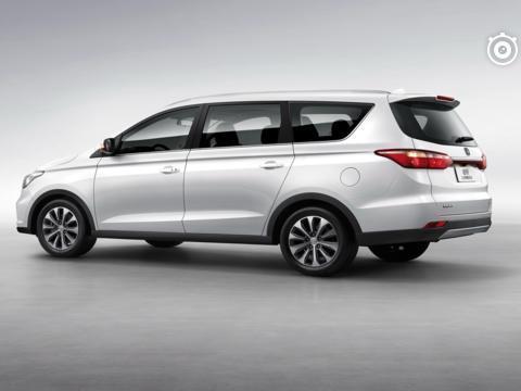 这车刚上市的时候称要吊打宝骏730，但如今6.5万起无人问津