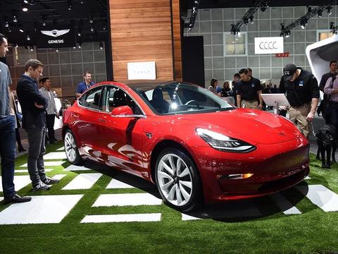 美国早就已交车，国内却一拖再拖，特斯拉Model 3何以如此傲娇？