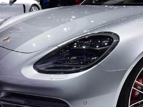 保时捷又放大招！比迈巴赫还漂亮，配四驱卖100万要把总裁打下台