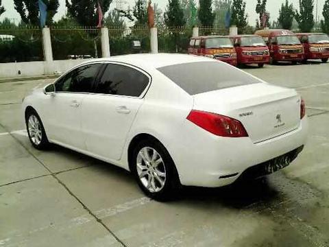 开一年标致508，换一次电瓶七百八！