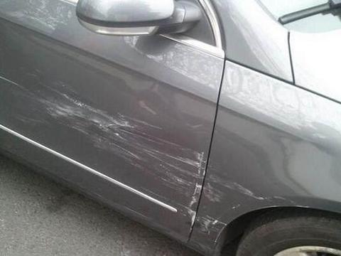 汽车车漆被刮擦，找不到肇事者怎么办？简单几招，帮你轻松解决