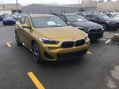 首台白色全新宝马X2到店!轴距近2.7米 186马力配2.0T+8AT 28万起