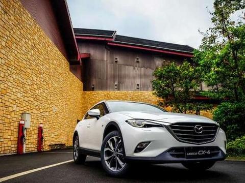 这款车就是有着“创驰蓝天”技术轿跑型SUV马自达CX-4，