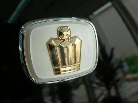 如果给我一次800字的机会，我想把篇幅都留给皇冠