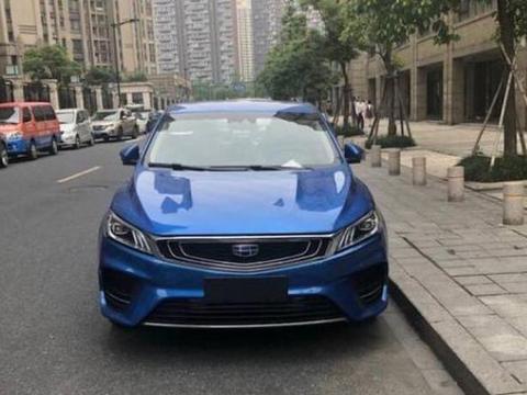 国产这款车太帅气了！内饰比博瑞更具科技感，售8万要卖疯的节奏