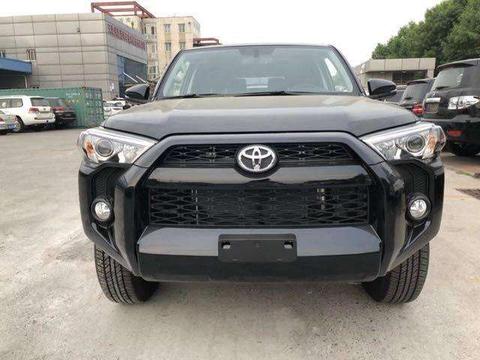 男人开这款车才够霸气, 4.0L V6配四驱, 仅售30万, 还看啥普拉多