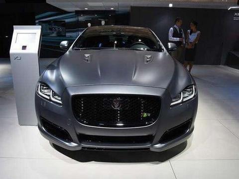 在国内被捧红就飘了，曾卖90万比7系显档次，如今狂降34万没人买