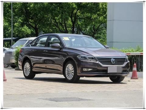 大众出手了！新车比思域上档次，全系LED大灯，仅10万买啥卡罗拉