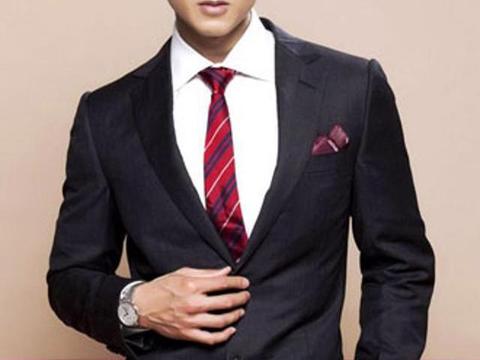 这个国家元首身价超400亿，坐拥7000辆豪车，其中有604辆劳斯莱斯