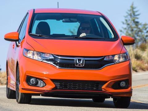 经常在市区开车，买什么车好？