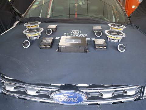 乌鲁木齐慧声汽车音响改装福特探险者升级丹麦丹拿，四门隔音降噪