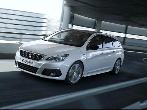 这款车最大输出300马力，动力强劲，配置升级，没买车的有福了