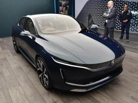 路虎迎来轿车兄弟！新车比奥迪A6L漂亮，或20万果断放弃迈腾