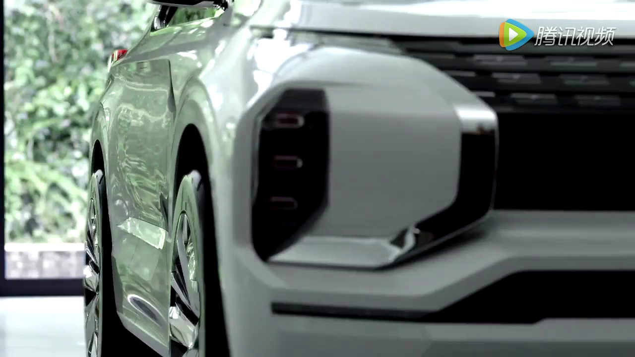 三菱最新SUV首曝光，这外观简直就是路虎亲爹啊！