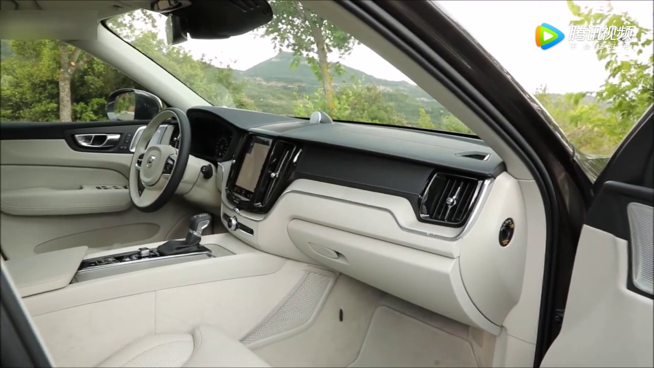 颜值碾压奥迪Q5 沃尔沃XC60亮相广州车展