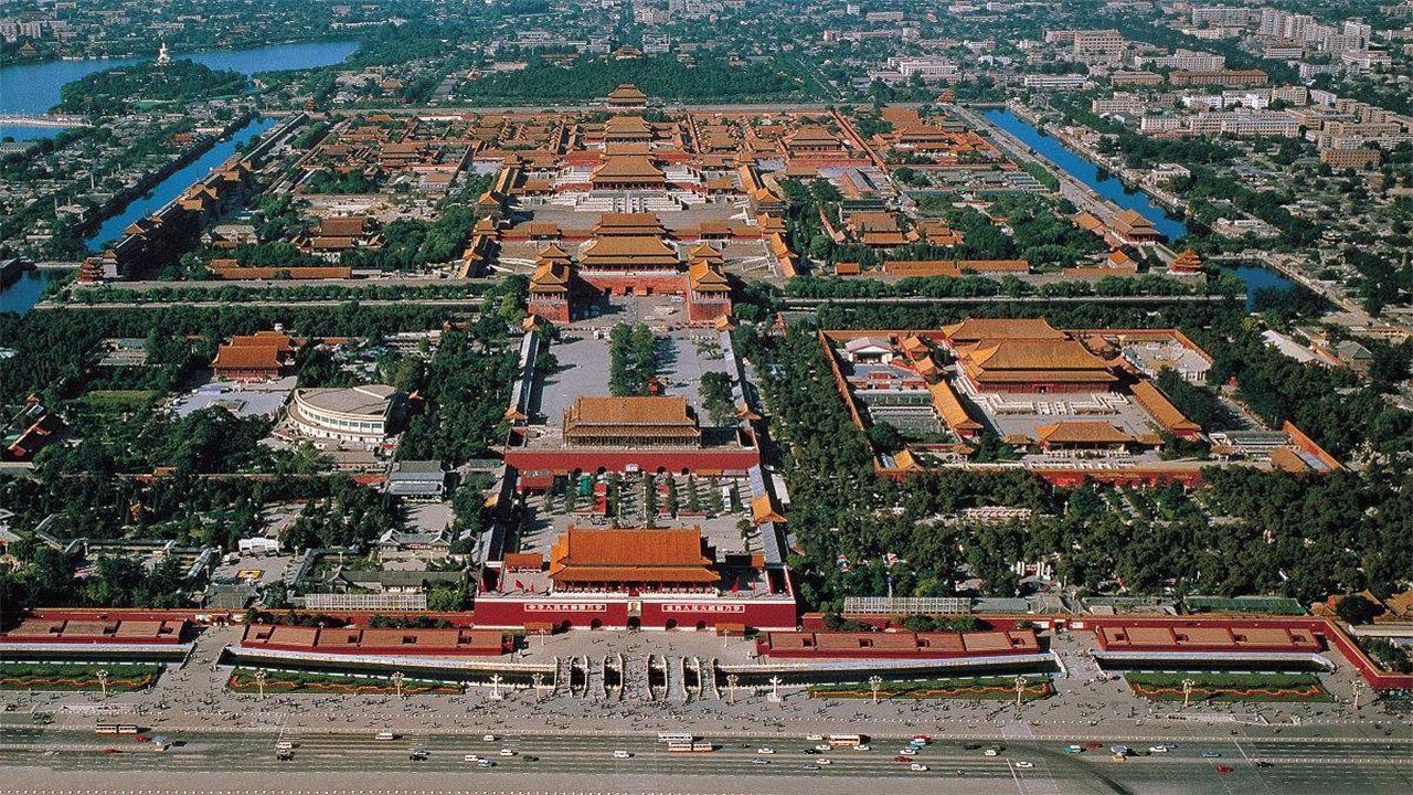 中国的四个故宫,北京故宫最熟悉,其中一个珍藏了70万件宝?