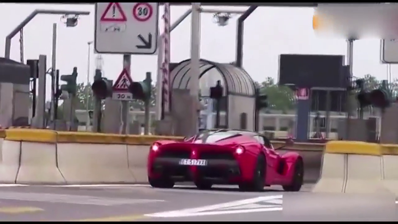 开超级跑车遇到的最尴尬的事！这就是我不买的原因