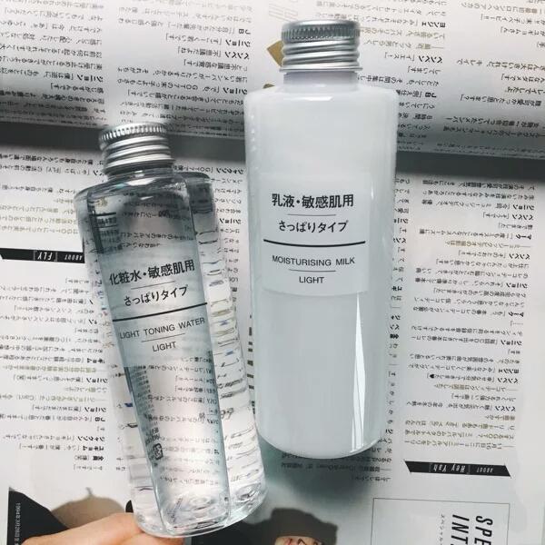 爽肤水的正确用法 适合年轻女性的5款爽肤水推荐