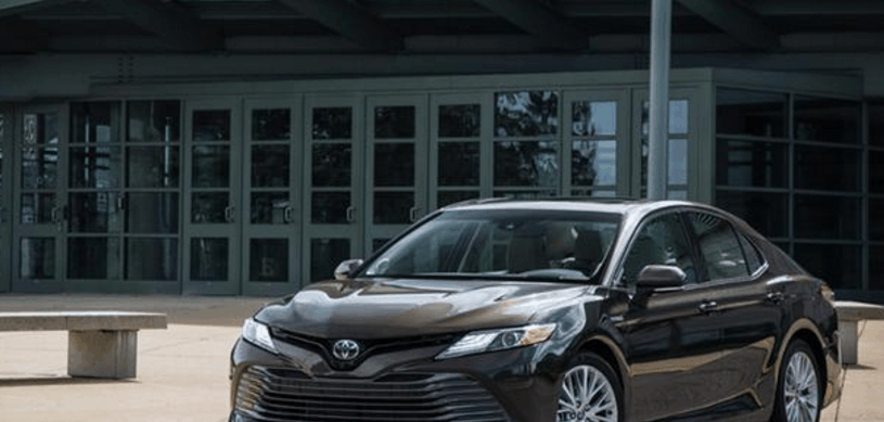 全新第八代凯美瑞, 外观极具辨识度, 动力很充沛, 帅到没有朋友!