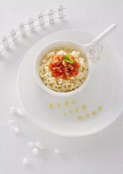 宝宝满1岁,终于能吃点儿正经饭啦~