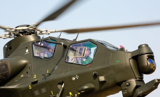 一般大学生要想当陆军武直驾驶员可以吗,需要