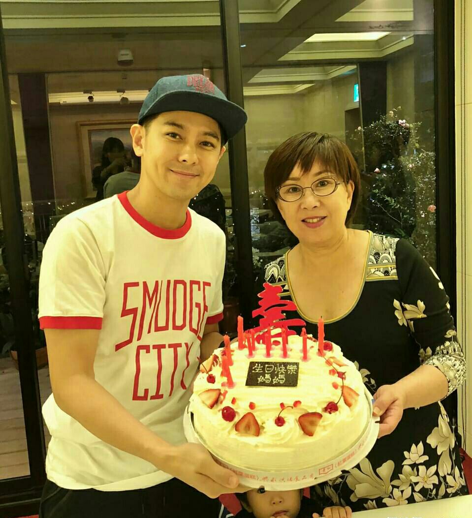 终于知到了林志颖为何不老的秘密,网友:原来如