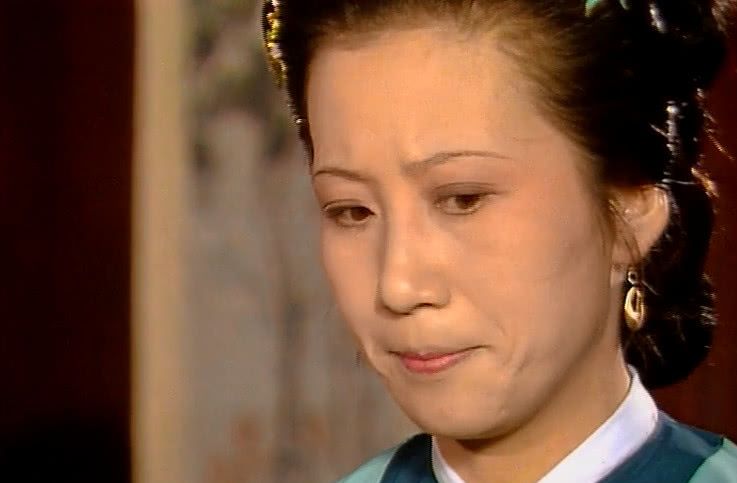 难怪李纨那么有钱!她连贾母的钱都敢惦记,你看看她酒后说了啥?
