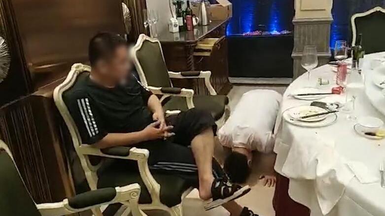 老总磕头_磕头表情包(2)