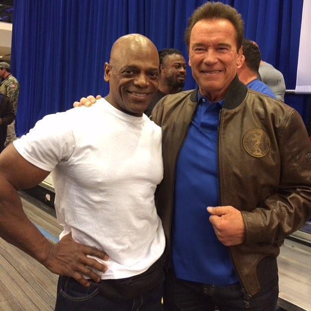 健美界的迈克尔杰克逊,健美的肌肉加优美的舞