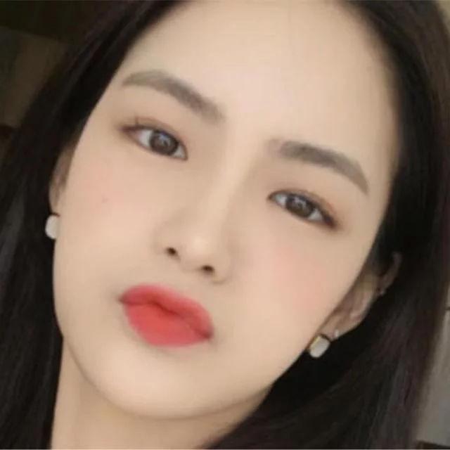 这些明星同款口红持久保湿不易脱色不沾杯:款款都是明星们的最爱