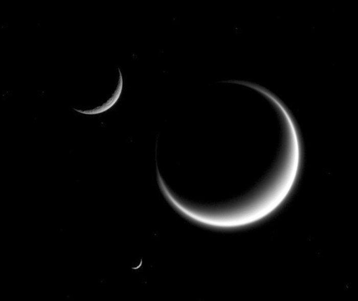 宇宙探索: 来自土星探测器卡西尼拍摄的照片