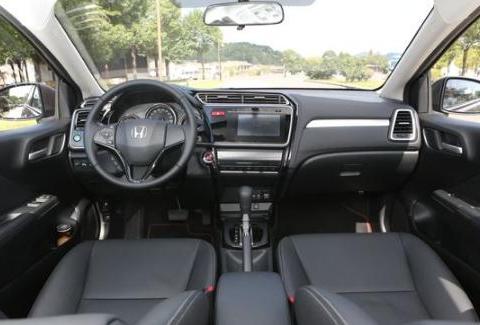 东风本田哥瑞样子看着顺眼，设计时尚动感