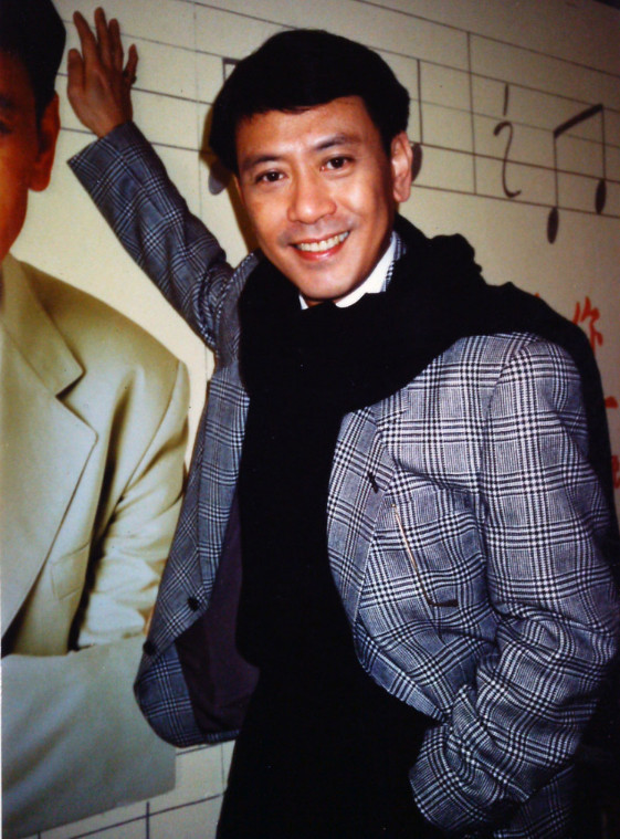 粤语乐坛唱功排行榜,张国荣垫底谭咏麟第三,网