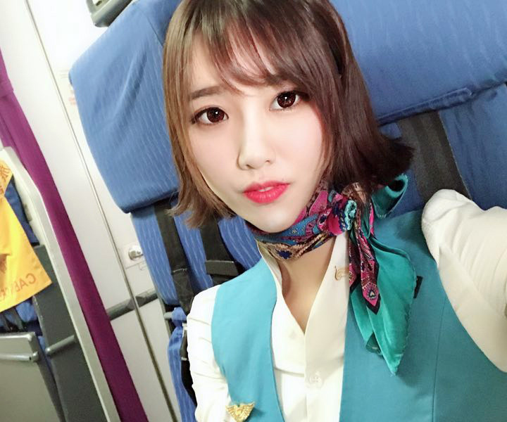 一位超级漂亮的空中乘务员.毕业于南京师范大