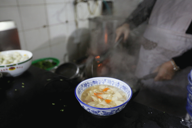 重游乌鲁木齐幸福路：这条街凝固着儿时记忆中的味道