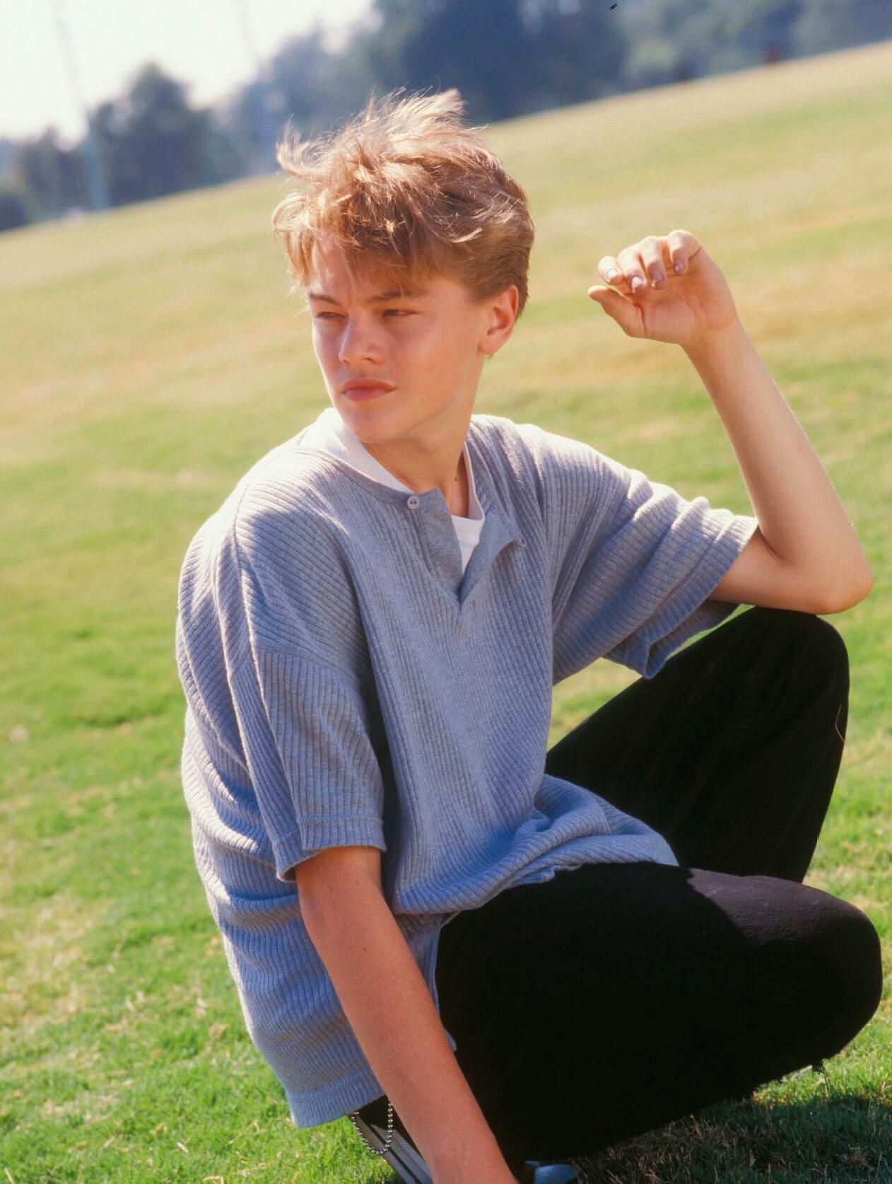 小李子瘦身成功,比伯剪头发,网友恋爱的力量真强大