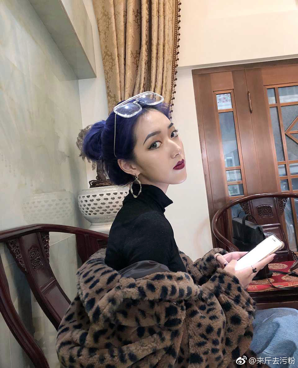 华侨大学音乐舞蹈学院,音乐表演钢琴专业,19岁