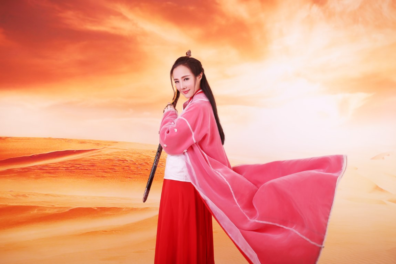 干露露拍摄紫霞仙子,对比周星驰朱茵版,真不是天壤之别_新浪看点
