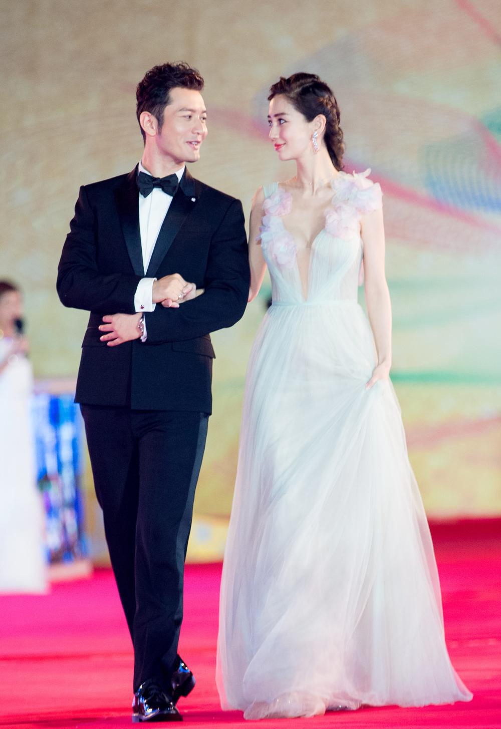 angelababy婚礼进场,angelababy的婚礼现场 angelababy在婚礼上最美的几个瞬间羡煞了多少恨嫁的美女