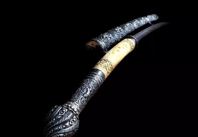 不输给世界三大名刃的美丽武器充满艺术感的缅甸刀