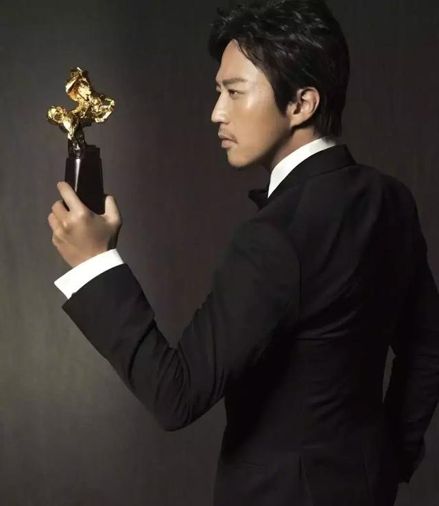 入围者写真曝光,邓超孙俪夫妻档亮眼,彭昱畅年