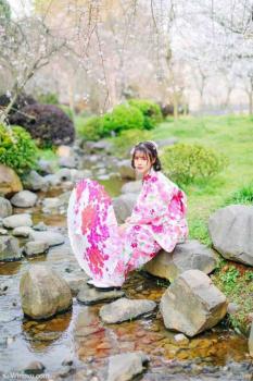 樱花下汉服美少女 - 第2页 热门视频 图4