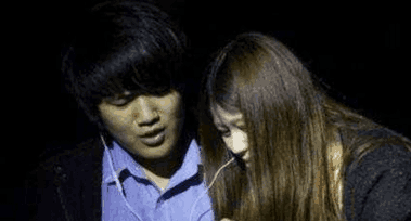 苏小妍和微笑分手后被黑得那么惨, 为什么还能在电竞圈越混越好?