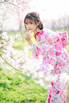 樱花下汉服美少女 - 第2页 热门视频 图1