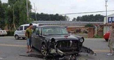 宝马车主撞车后不以为然, 以为是一辆破国产车, 却差点倾家荡产