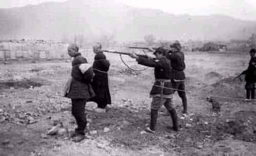 差点当将军的叛徒, 没事就活埋日军, 建国前夕被