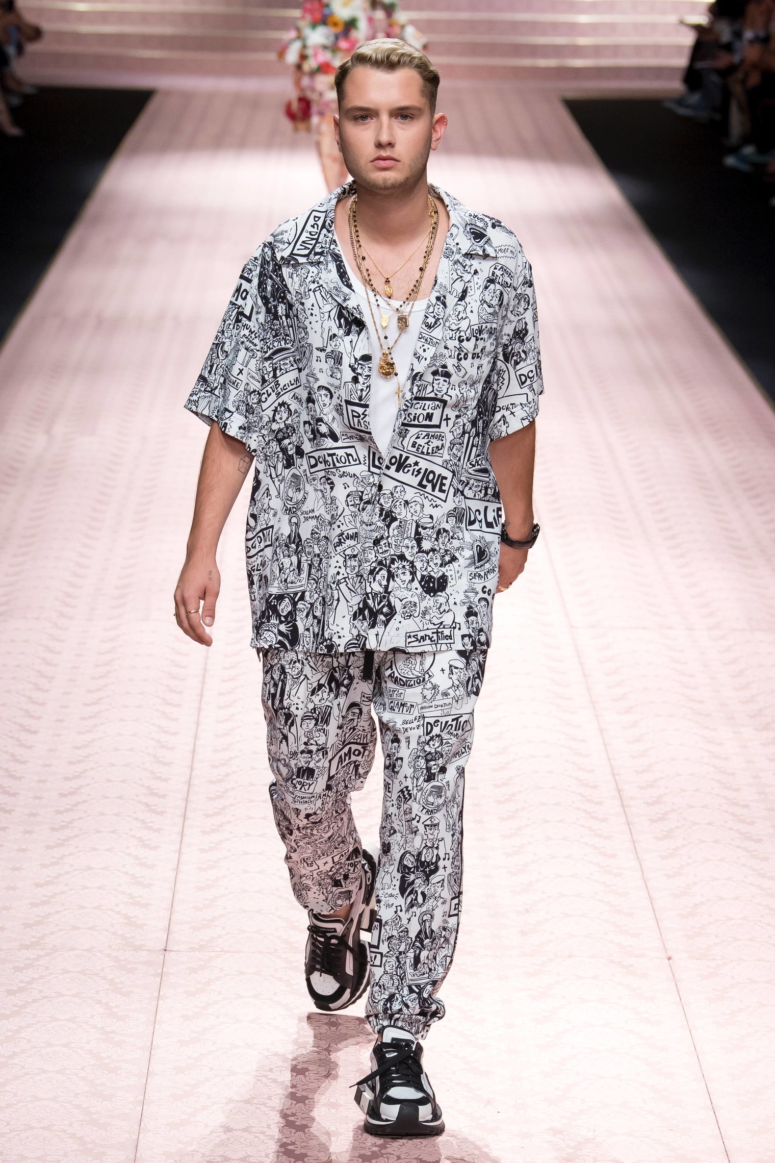 杜嘉班纳DolceGabbana 米兰时装周2019春的