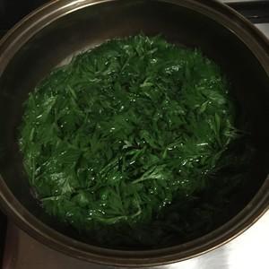 新鲜艾叶这样处理,可以吃一年,女人吃了好处多